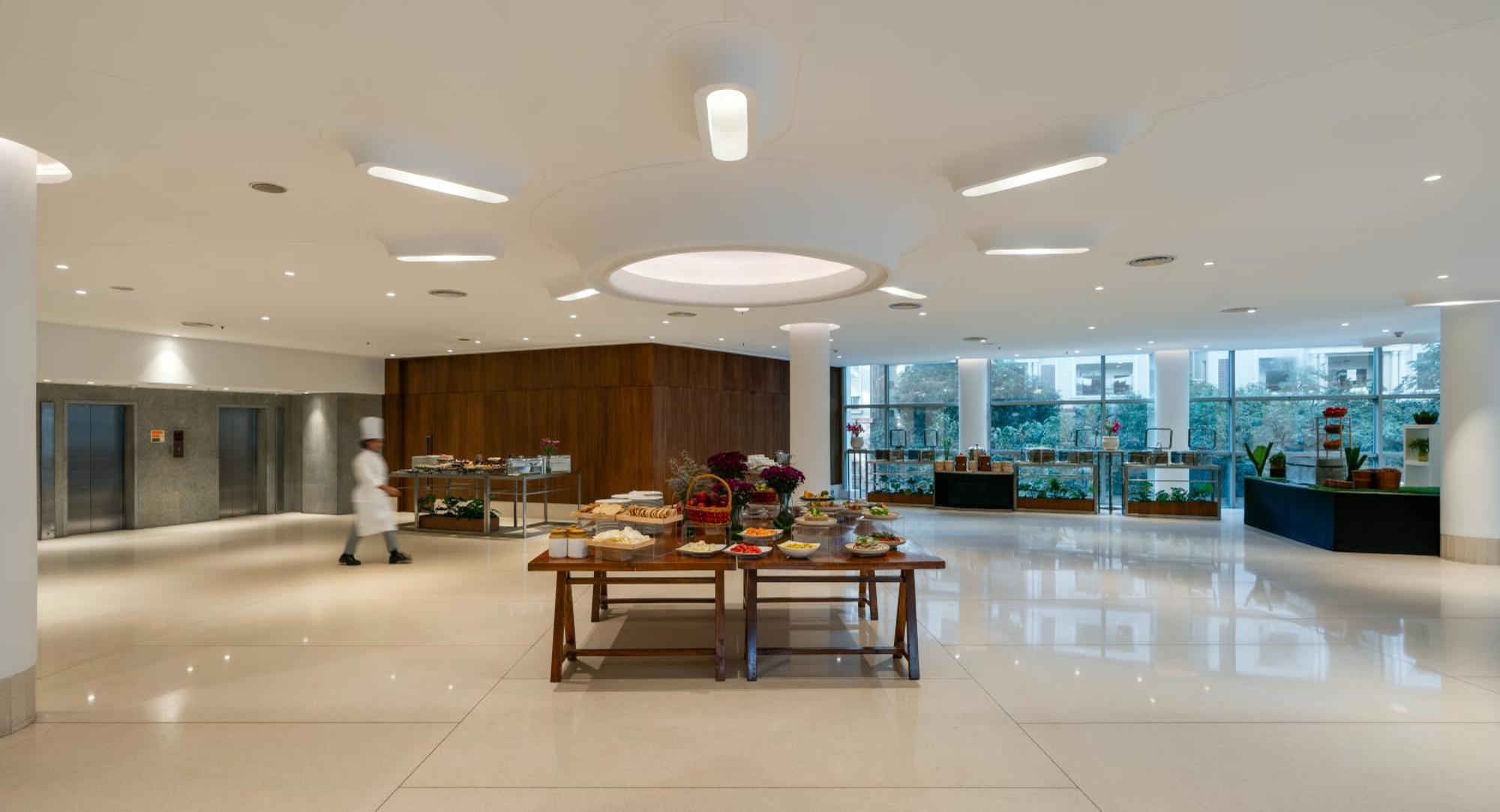Avasa Hotel Hyderabad Exteriör bild