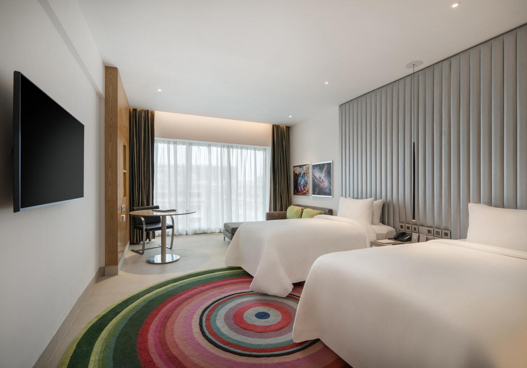 Avasa Hotel Hyderabad Exteriör bild